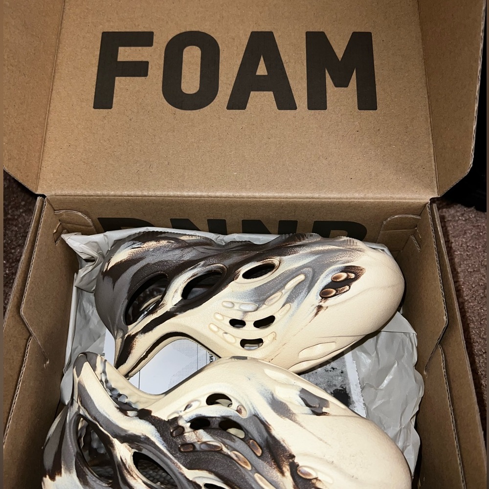 Toddler Yeezy Foam runner